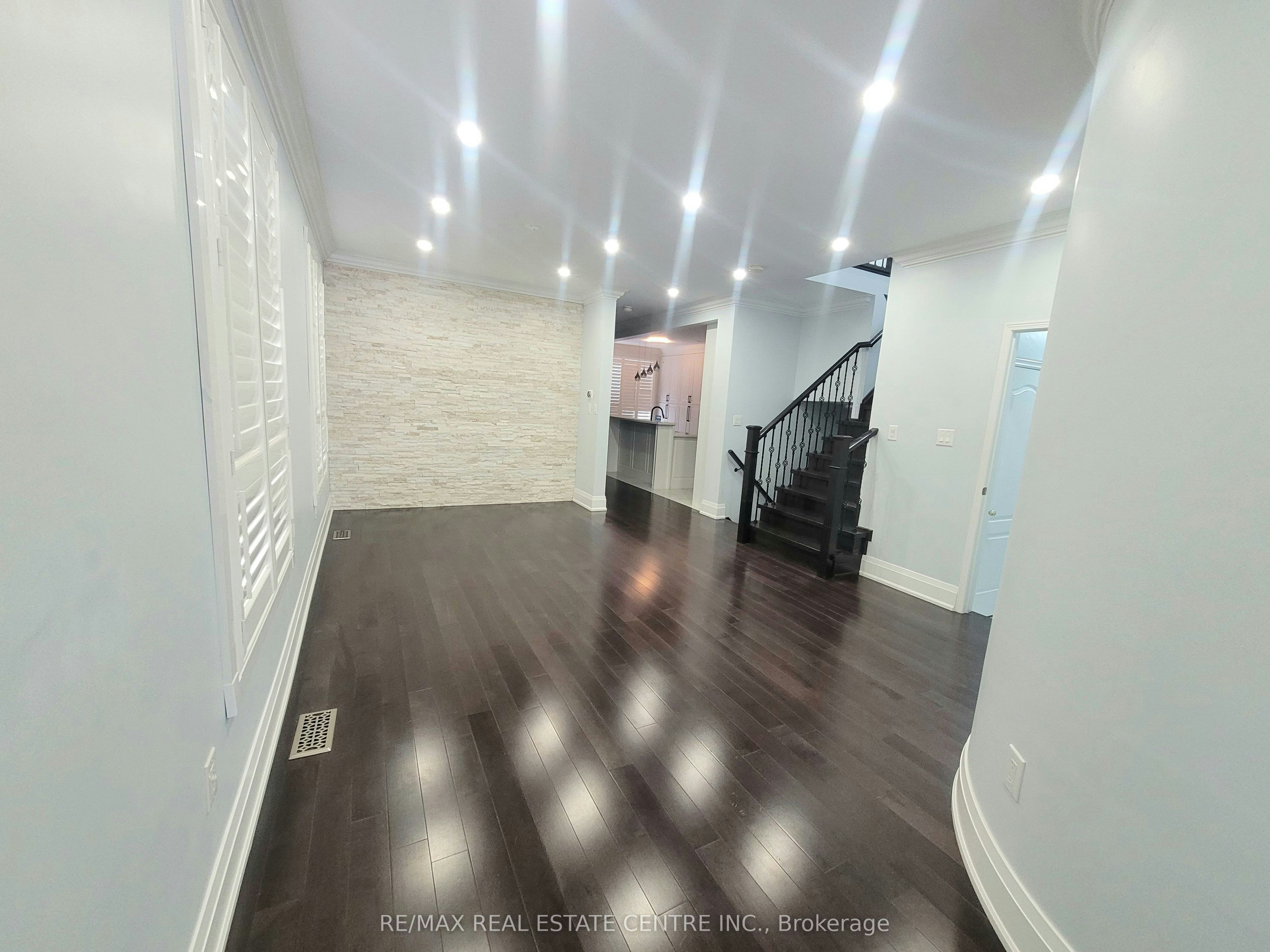 3081 Mission Hill Drive, Mississauga, ON, L5M 0B8 - 6