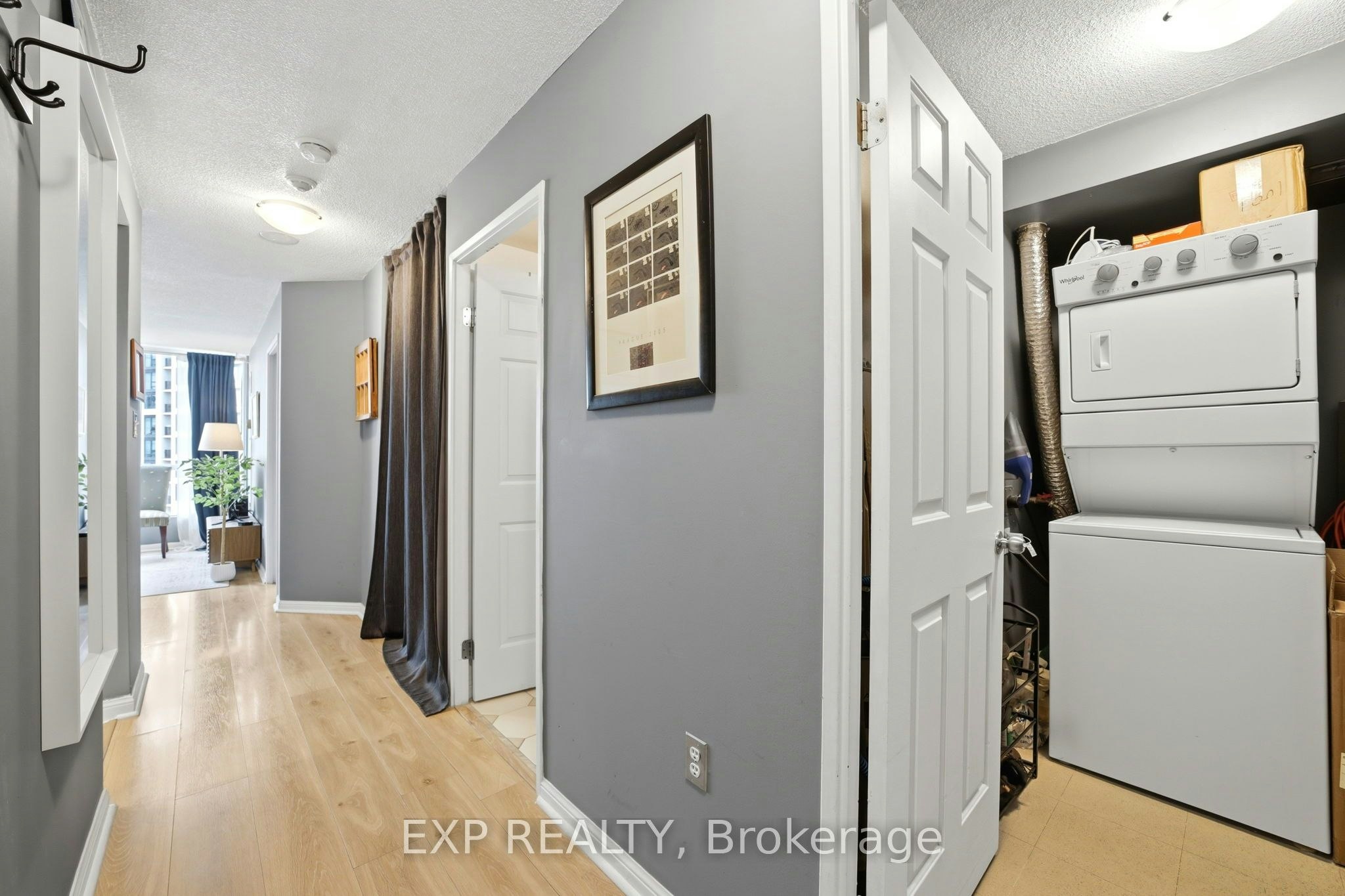 1001-101 Subway Crescent, Toronto, ON, M9B 6K4 - 8