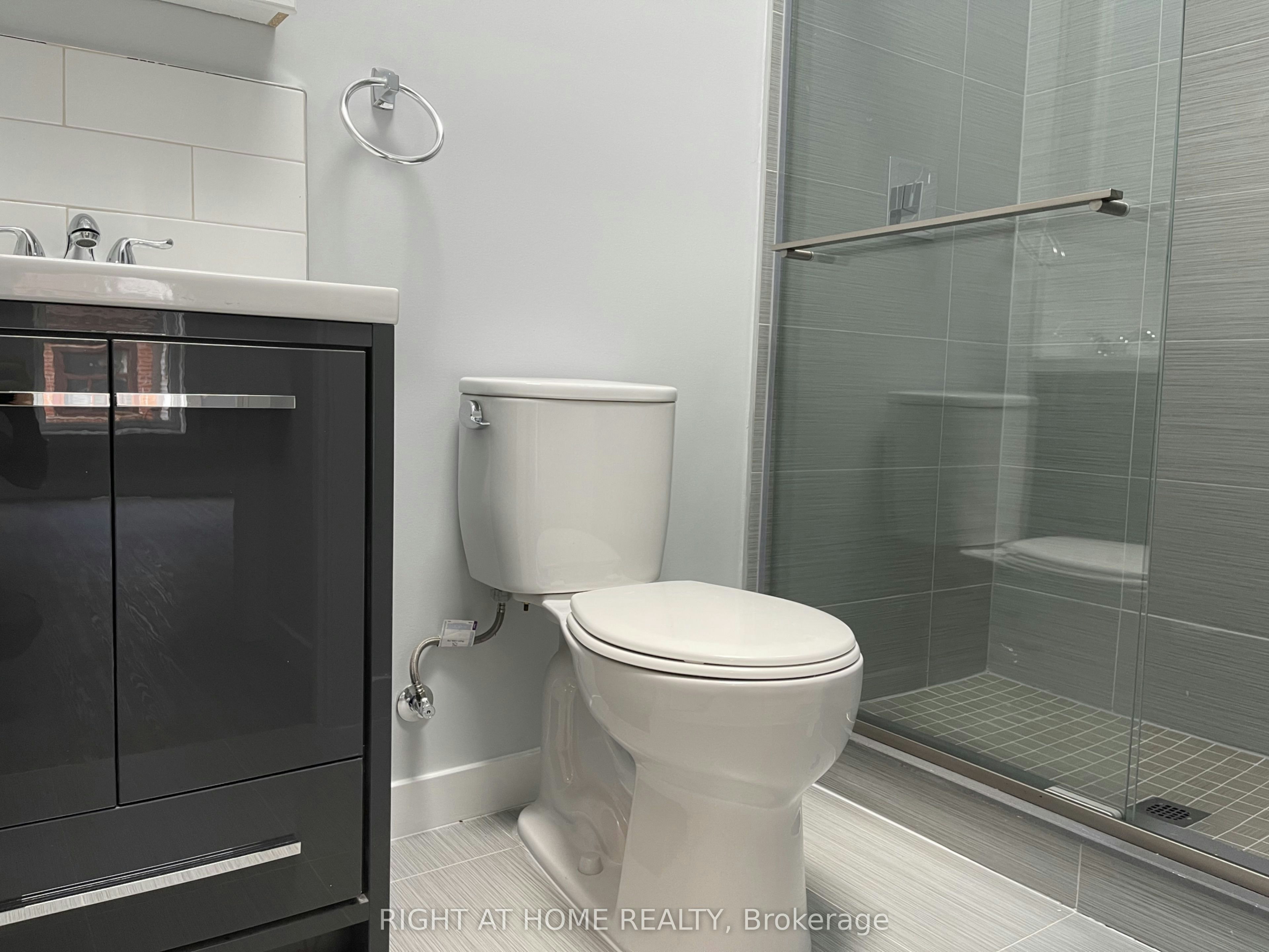 Laneway Suite-980 Ossington Avenue, Toronto, ON, M6G 3V7 - 17