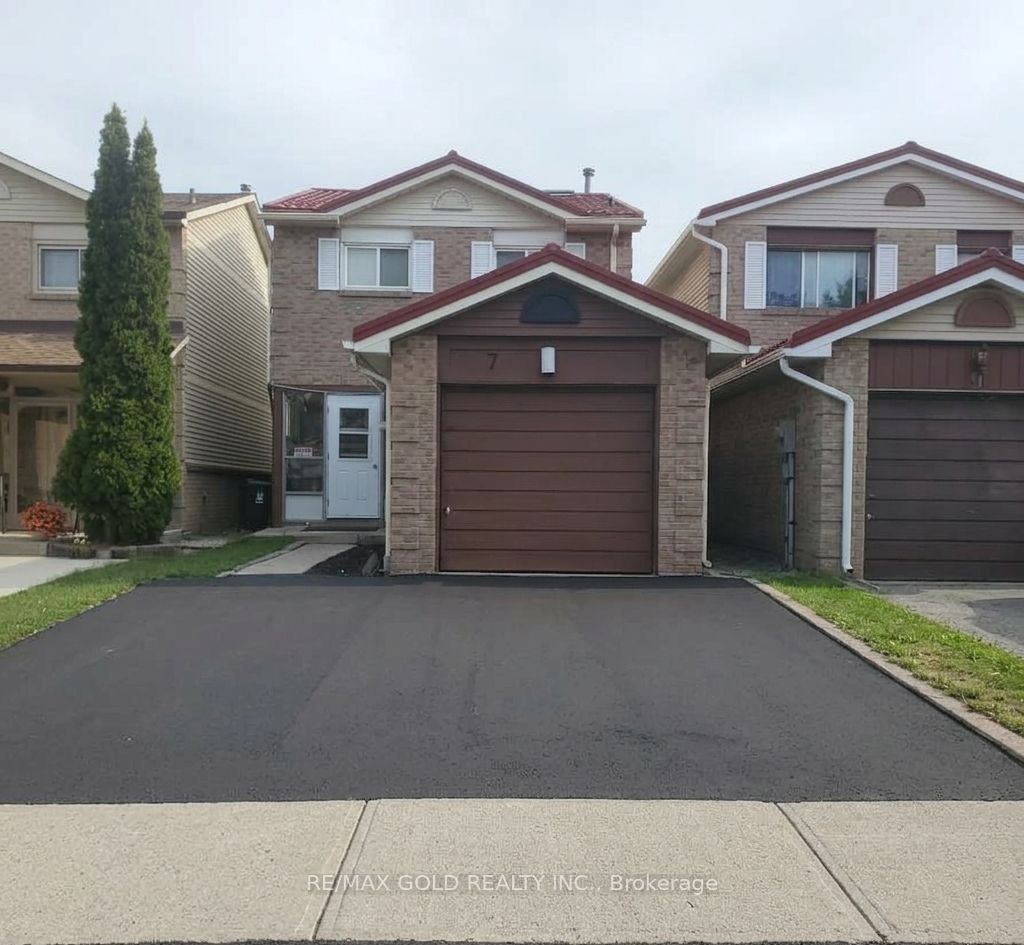 7 Auld Croft Road, Toronto, ON, M9W 6E3