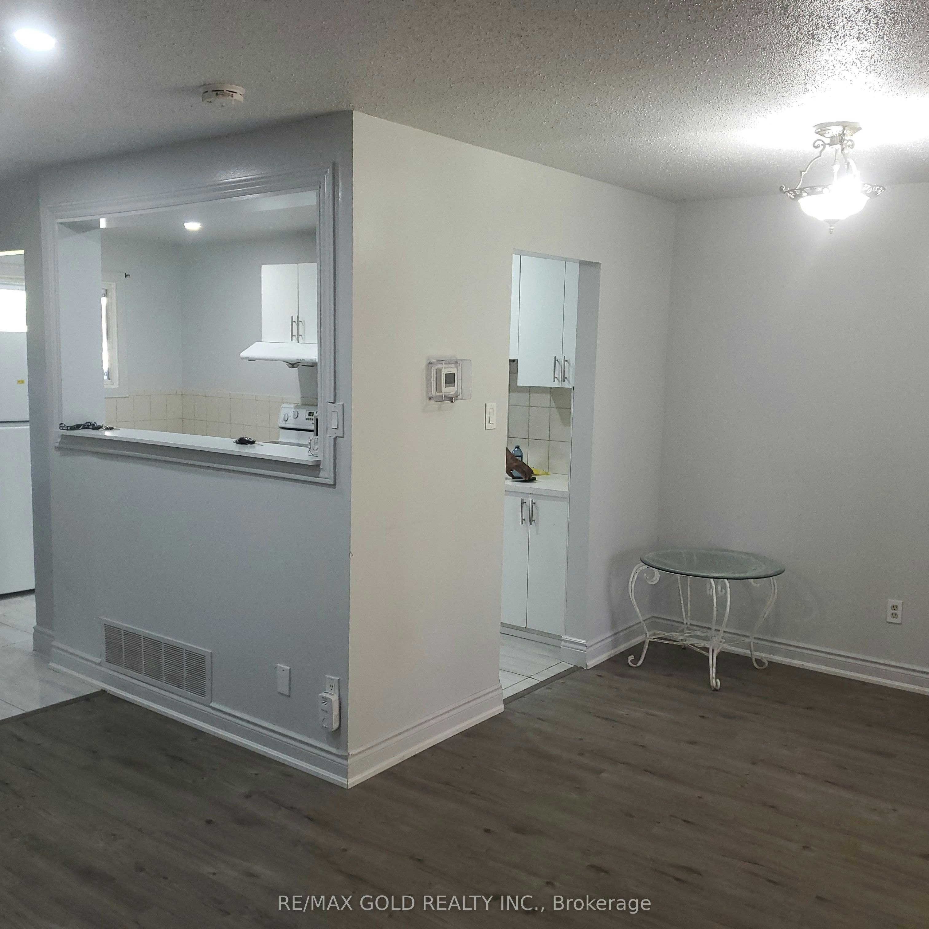 7 Auld Croft Road, Toronto, ON, M9W 6E3 - 7