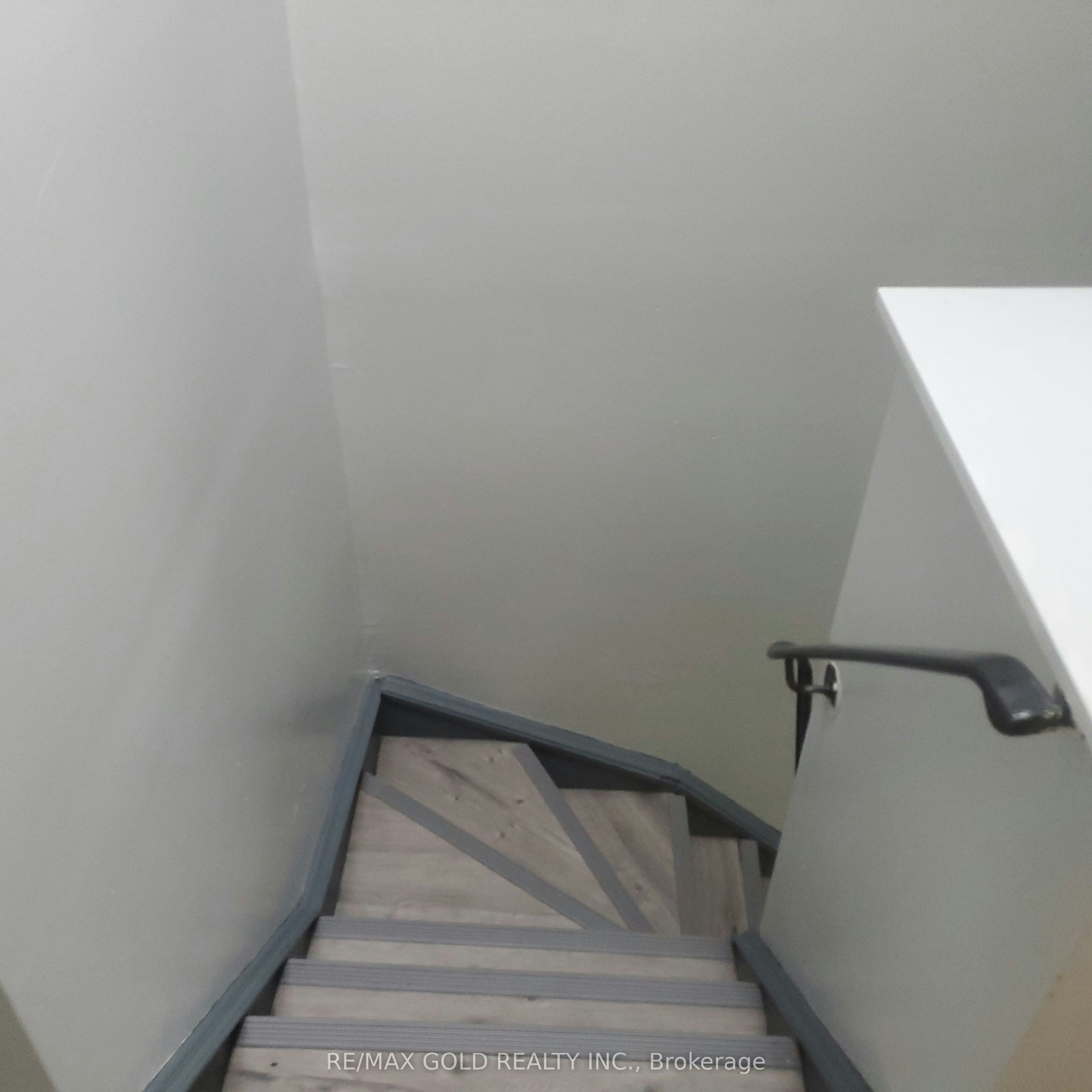 7 Auld Croft Road, Toronto, ON, M9W 6E3 - 14