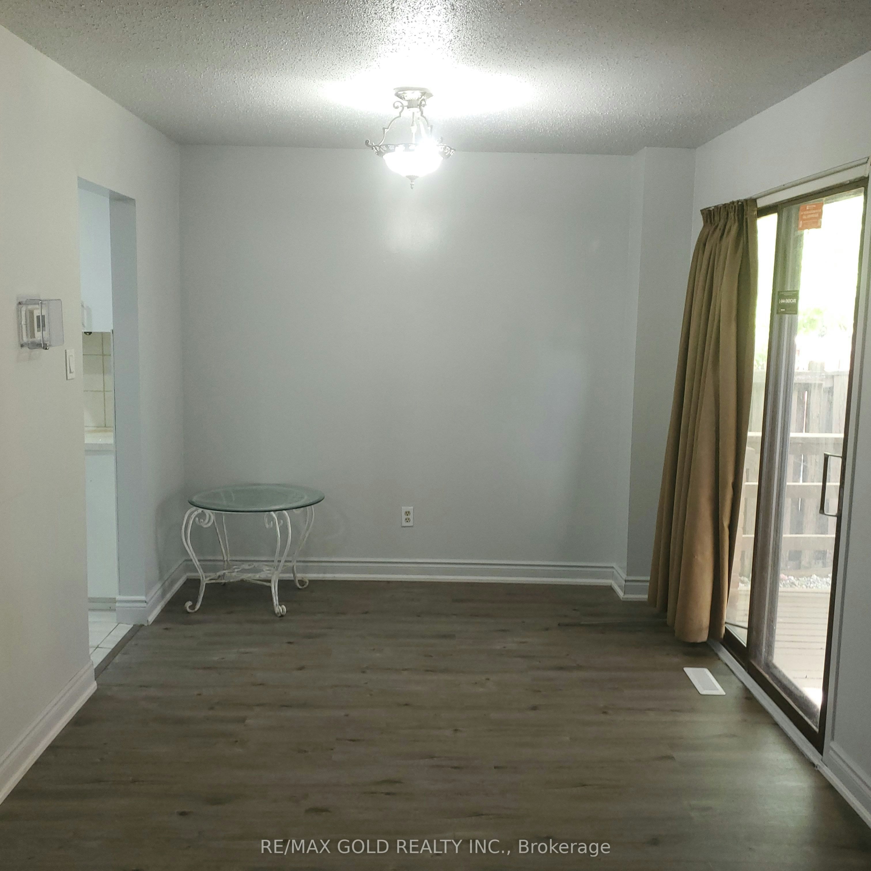 7 Auld Croft Road, Toronto, ON, M9W 6E3 - 11