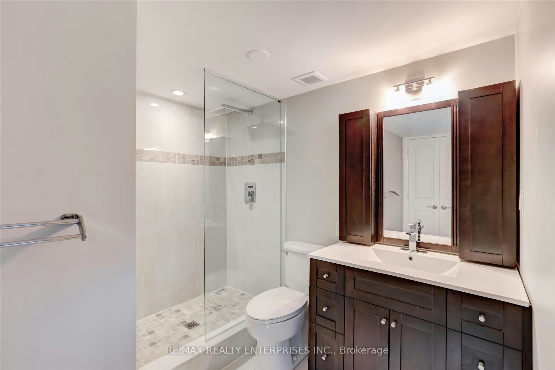 405-1400 Dixie Road, Mississauga, ON, L5E 3E1 - 39