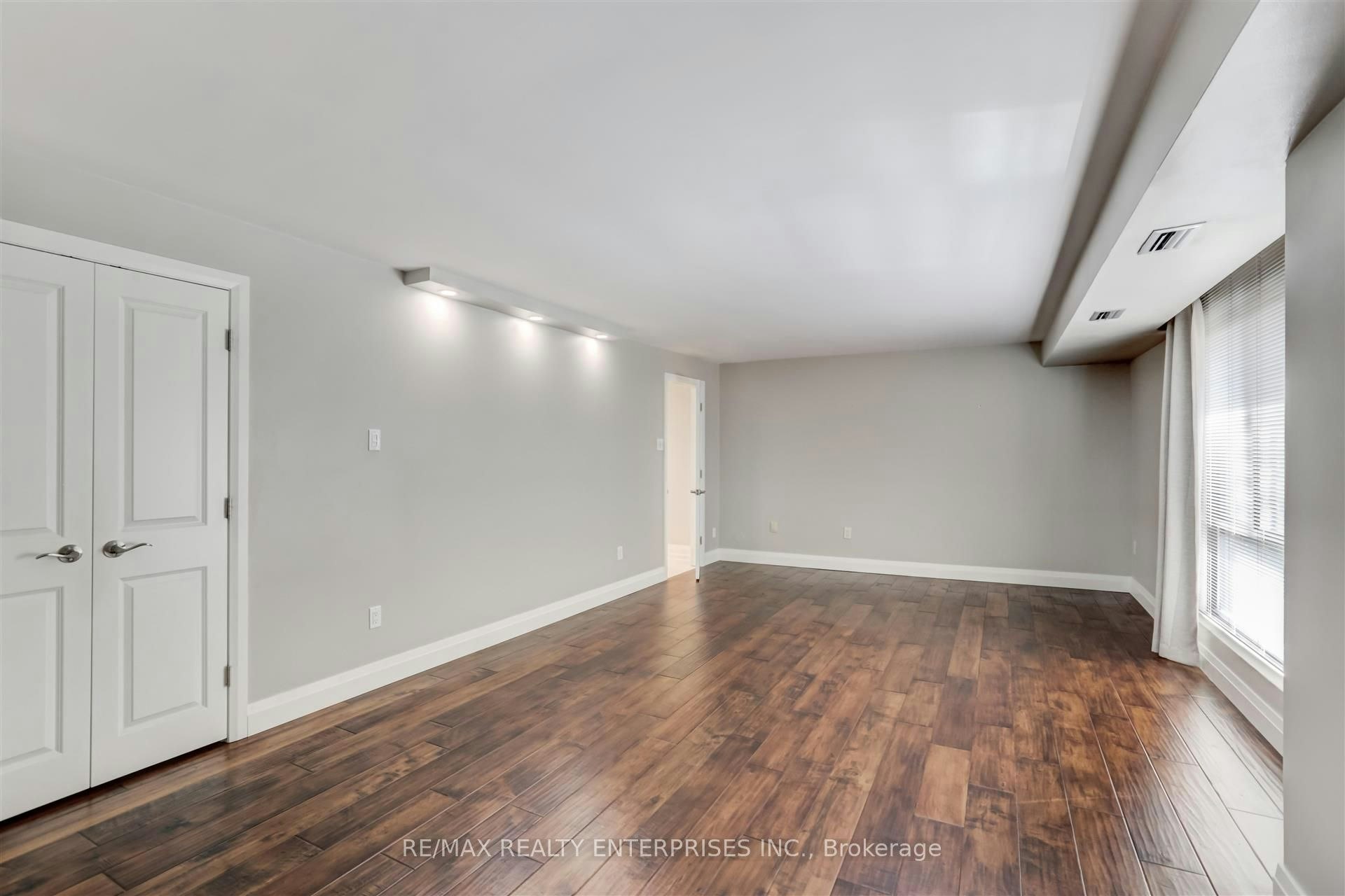 405-1400 Dixie Road, Mississauga, ON, L5E 3E1 - 26