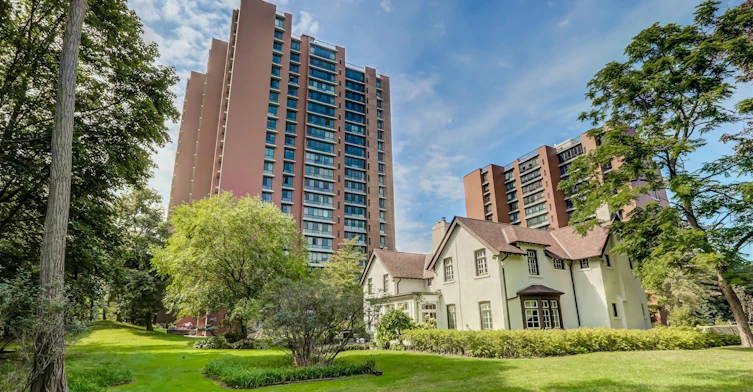 405-1400 Dixie Road, Mississauga, ON, L5E 3E1 - 2