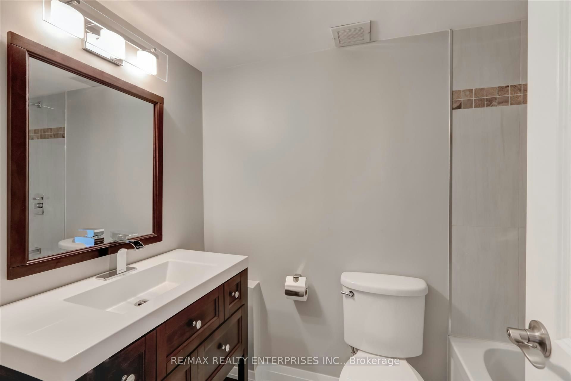 405-1400 Dixie Road, Mississauga, ON, L5E 3E1 - 38