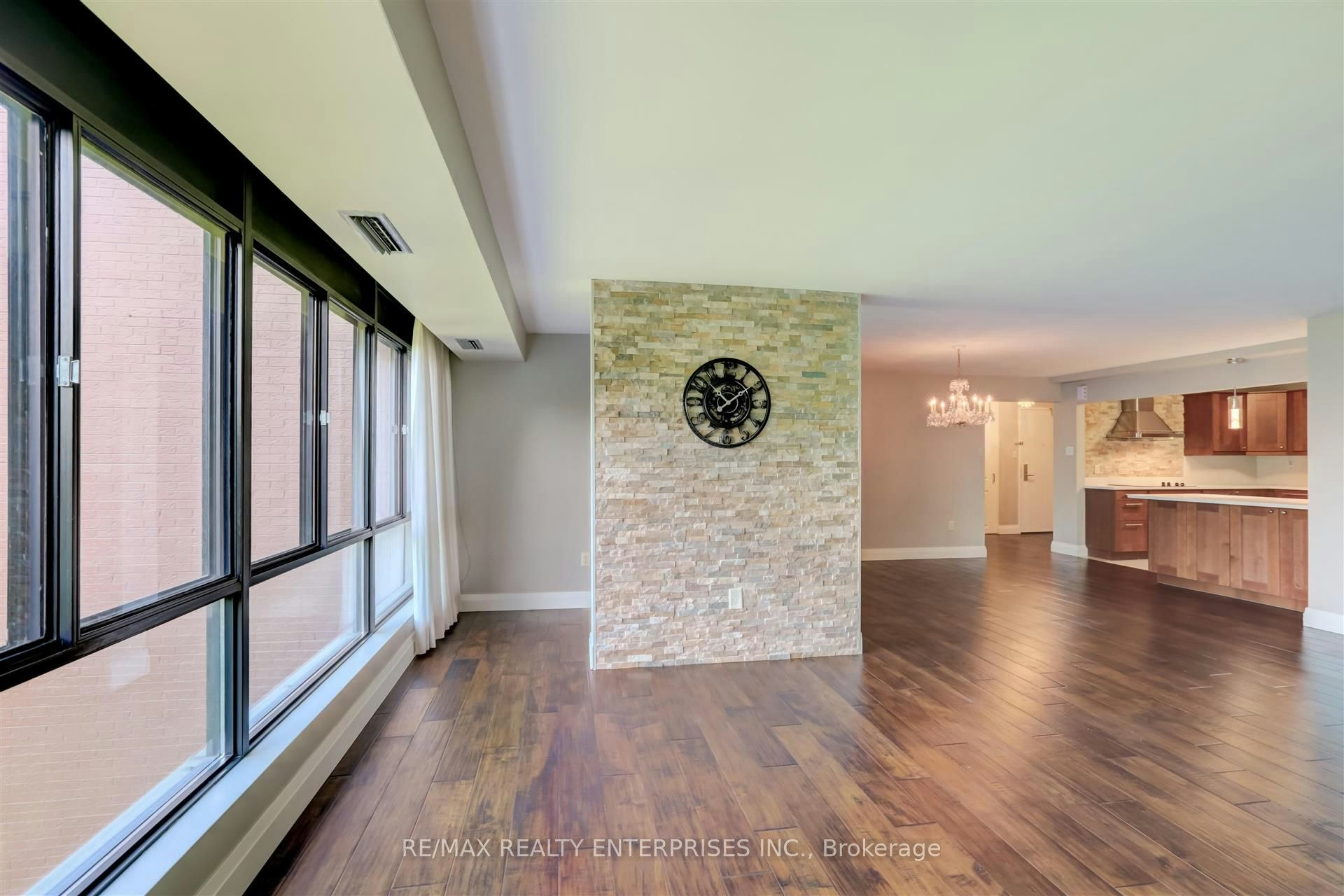 405-1400 Dixie Road, Mississauga, ON, L5E 3E1 - 24