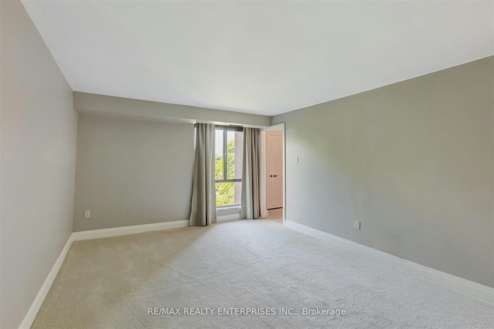 405-1400 Dixie Road, Mississauga, ON, L5E 3E1 - 35