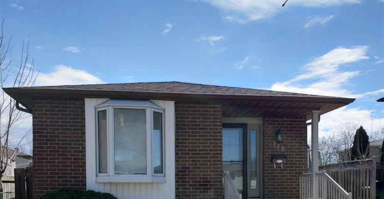 118 Avening Drive, Toronto, ON, M9V 4E6