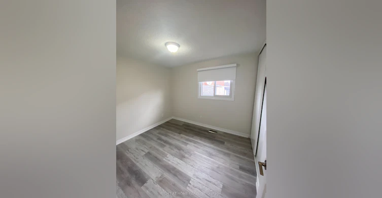 118 Avening Drive, Toronto, ON, M9V 4E6 - 9