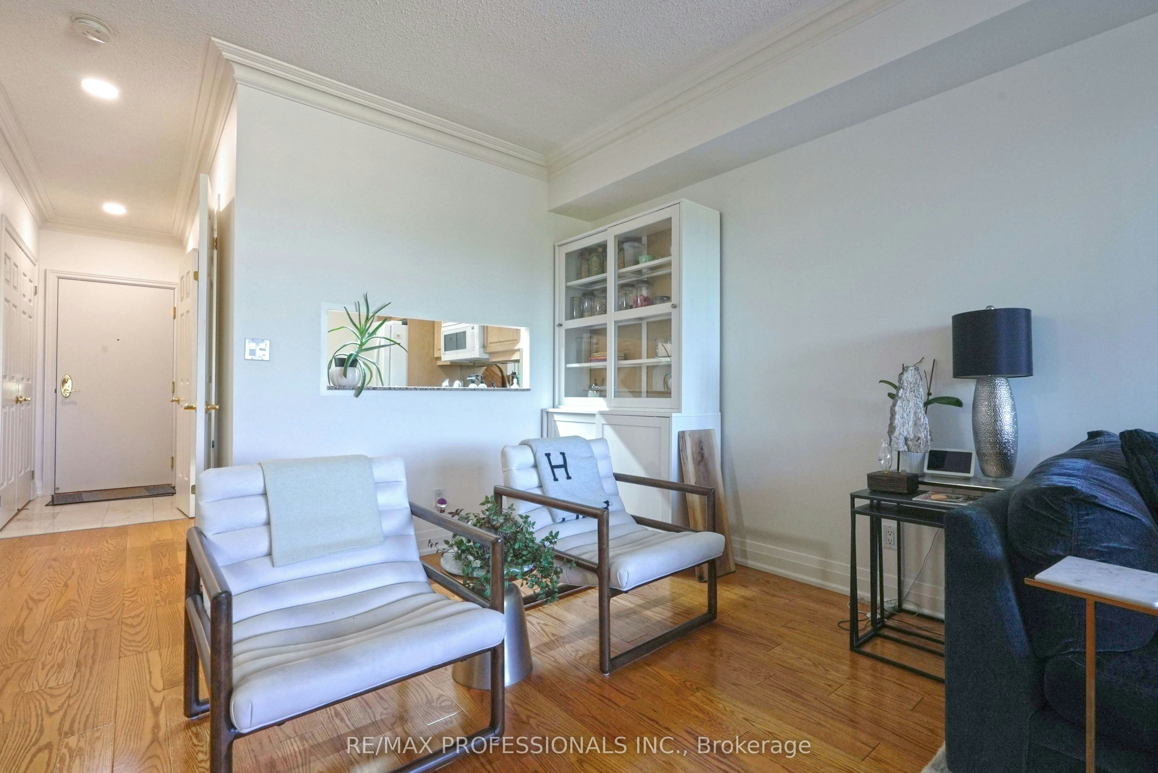 514-3085 Bloor Street W, Toronto, ON, M8X 1Z4 - 7