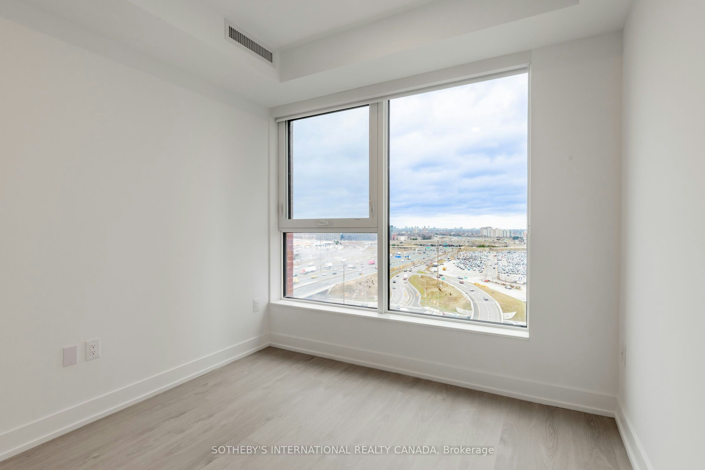 2209-29 York Garden Way, Toronto, ON, M6A 2V1 - 12