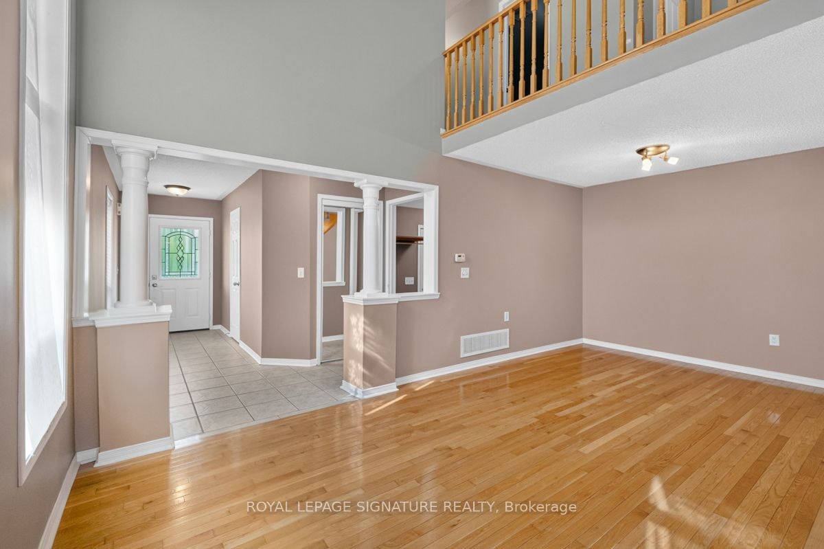 19 Mossgrove Crescent, Brampton, ON, L7A 3E6 - 7
