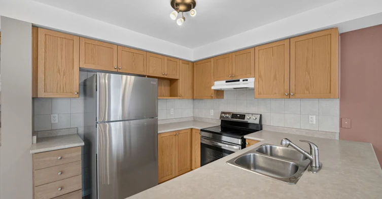 19 Mossgrove Crescent, Brampton, ON, L7A 3E6 - 11