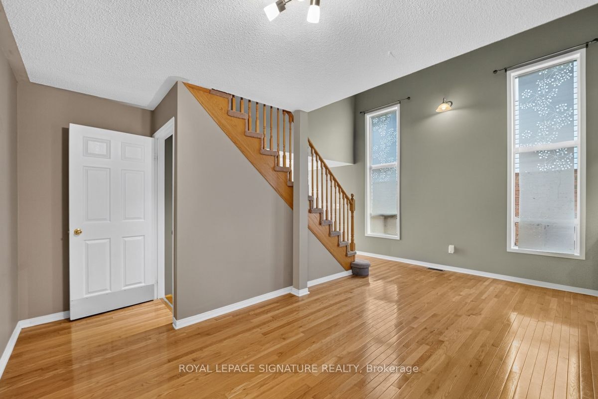 19 Mossgrove Crescent, Brampton, ON, L7A 3E6 - 8