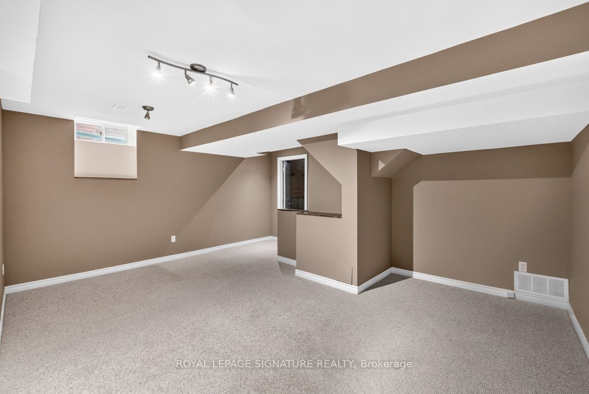 19 Mossgrove Crescent, Brampton, ON, L7A 3E6 - 27
