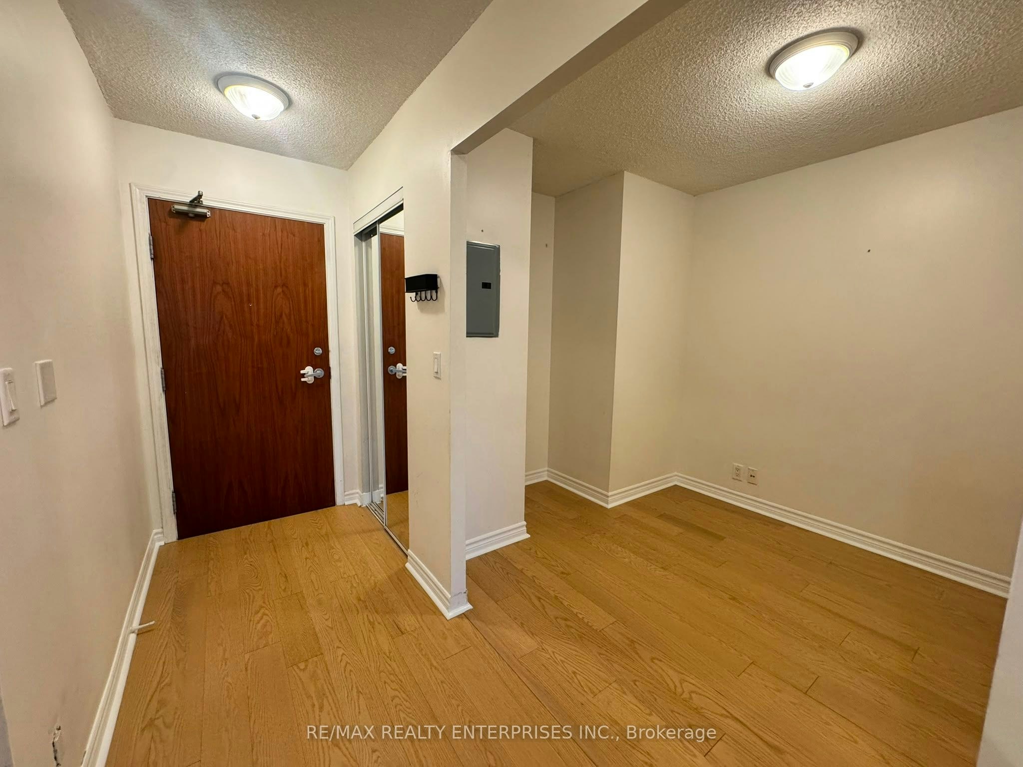 2107-1 Elm Drive W, Mississauga, ON, L5B 4M1 - 3