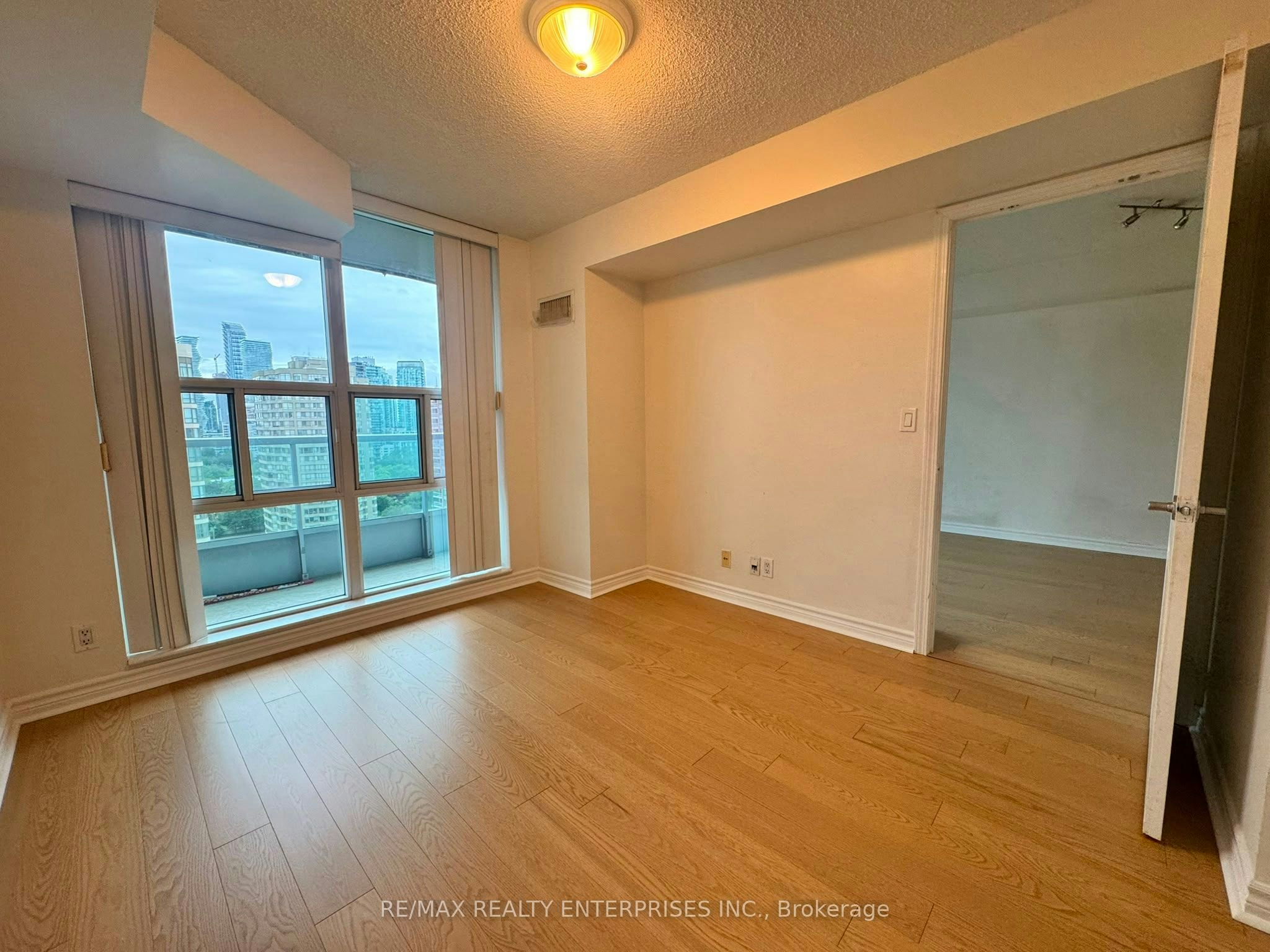 2107-1 Elm Drive W, Mississauga, ON, L5B 4M1 - 11