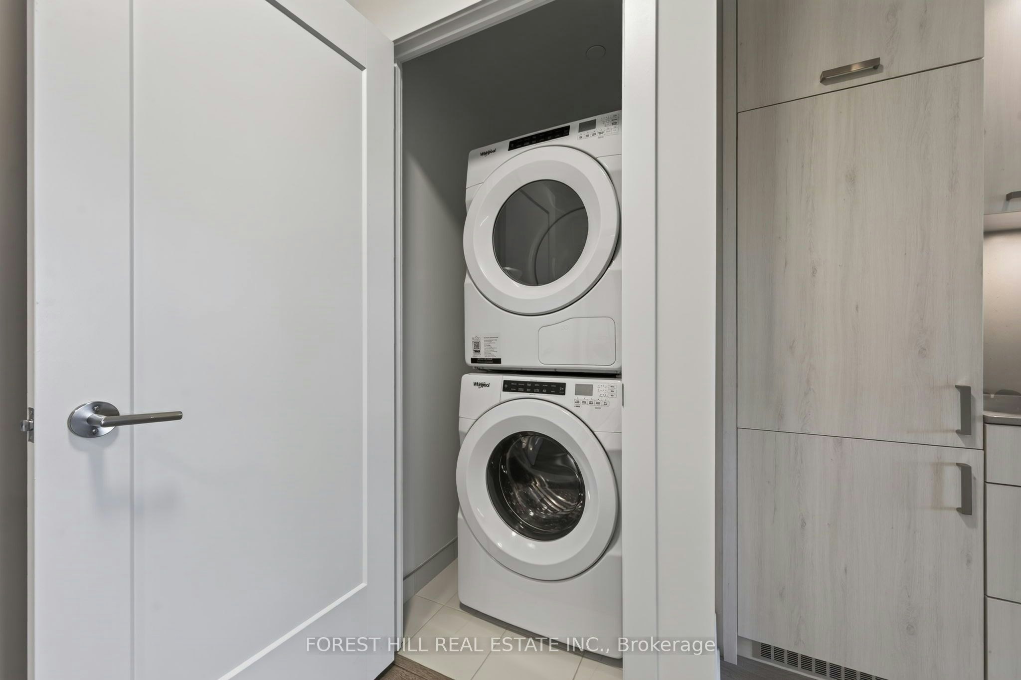 858 Dupont Street, Toronto, ON, M6G 0C1 - 4