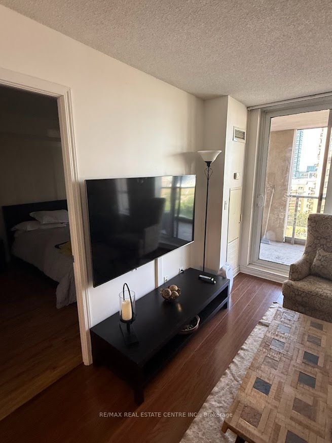 1003-4090 Living Arts Drive, Mississauga, ON, L5B 4M8 - 11