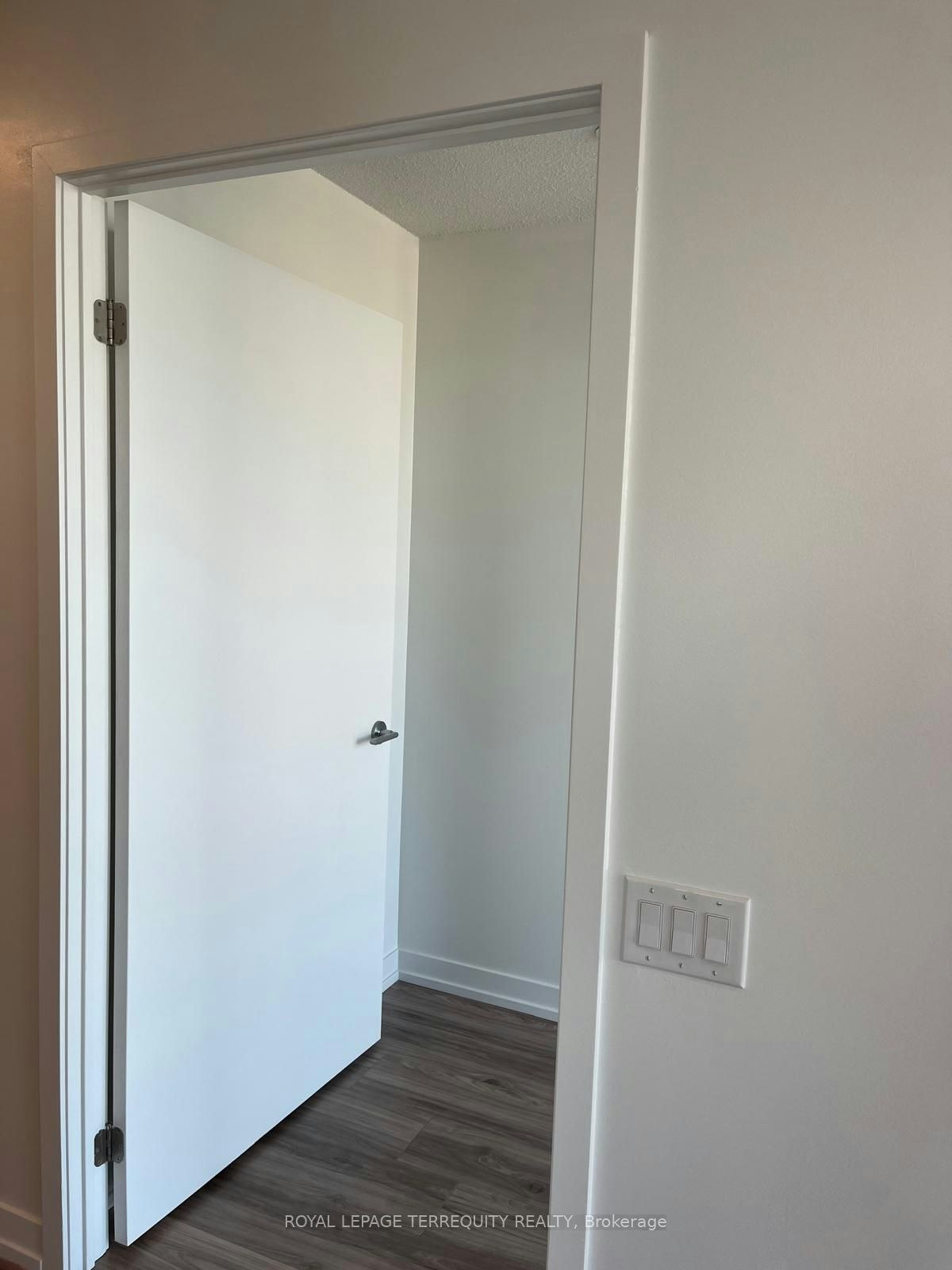 2908-4065 Confederation Parkway, Mississauga, ON, L5B 0L4 - 8