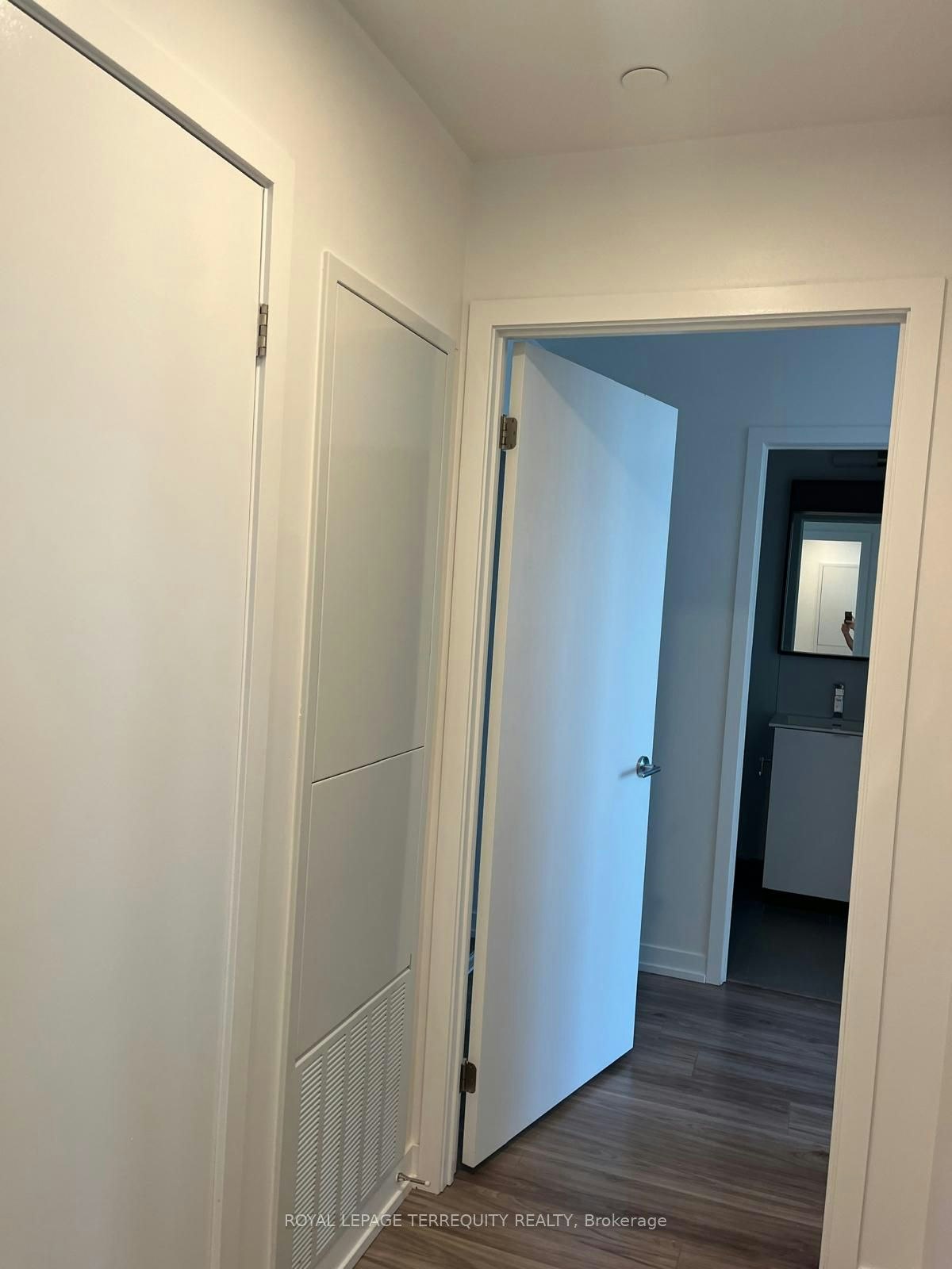 2908-4065 Confederation Parkway, Mississauga, ON, L5B 0L4 - 7