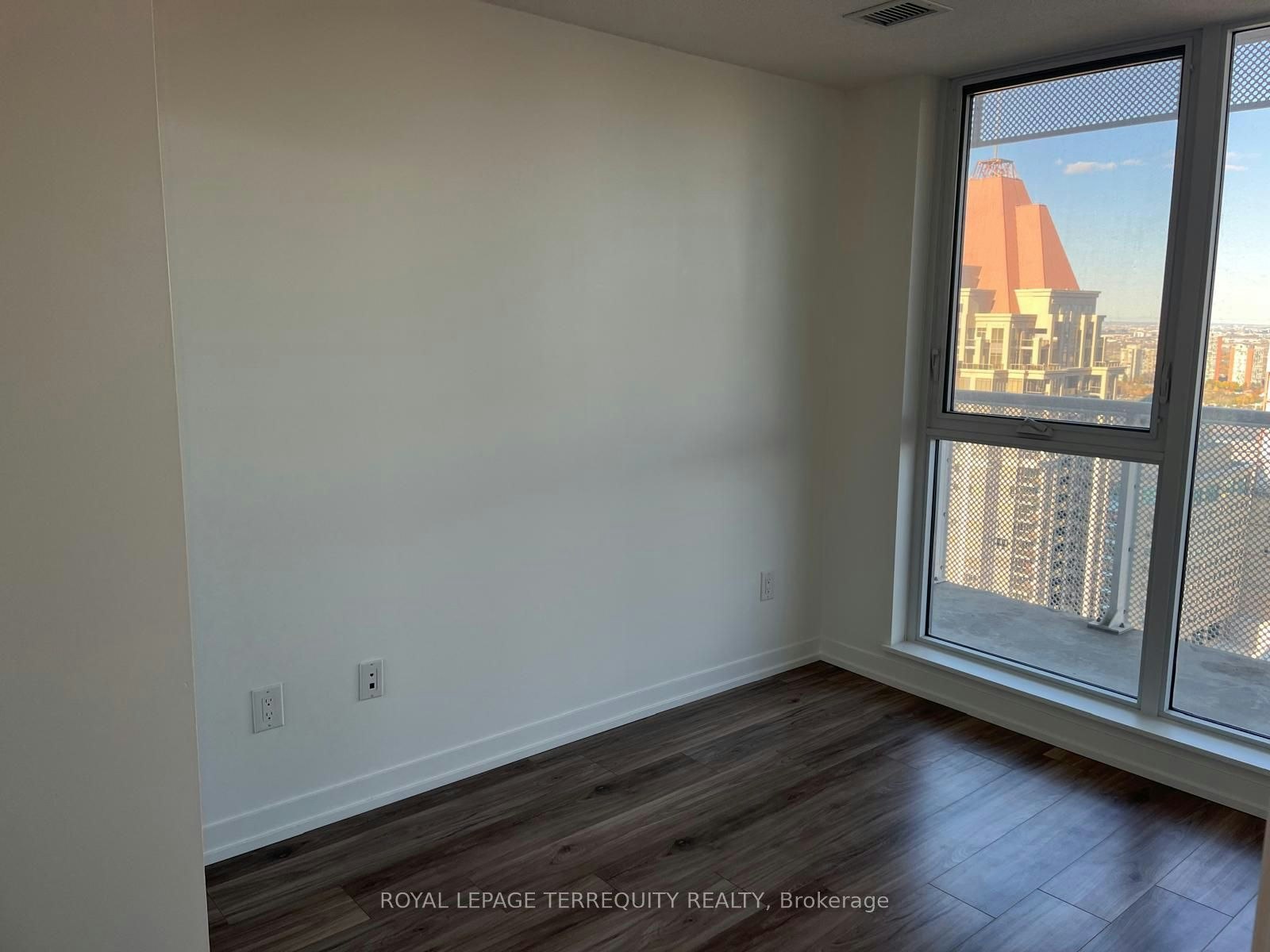 2908-4065 Confederation Parkway, Mississauga, ON, L5B 0L4 - 3