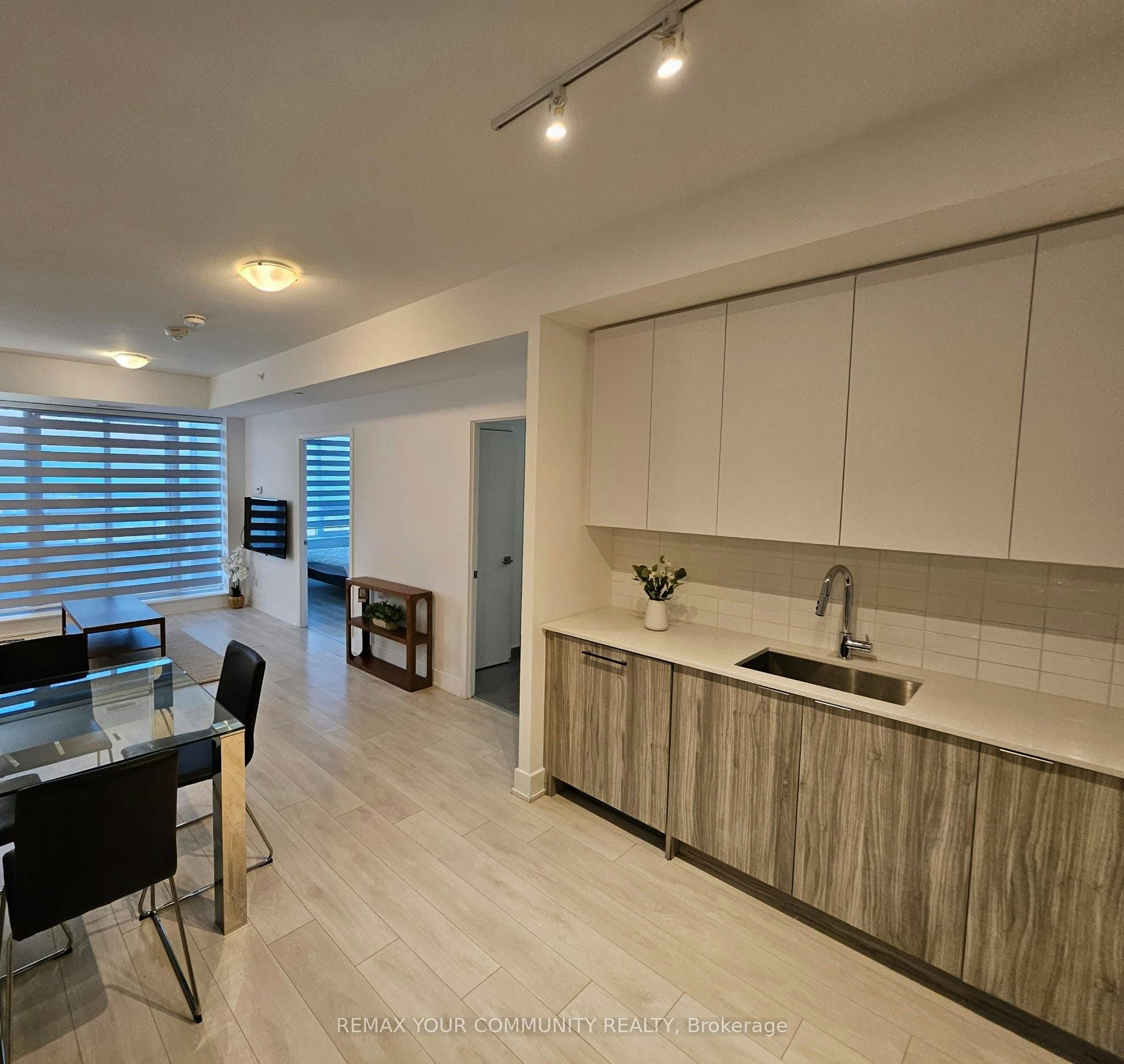 2010-297 Oak Walk Drive, Oakville, ON, L6H 6Z3 - 7