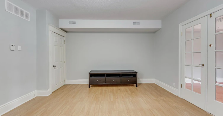 A-3146 Dundas St Street W, Toronto, ON, M6P 2A1 - 5