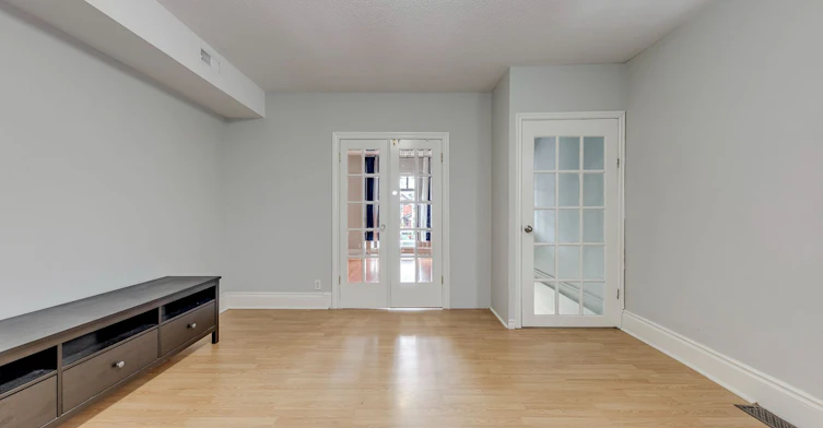 A-3146 Dundas St Street W, Toronto, ON, M6P 2A1 - 4