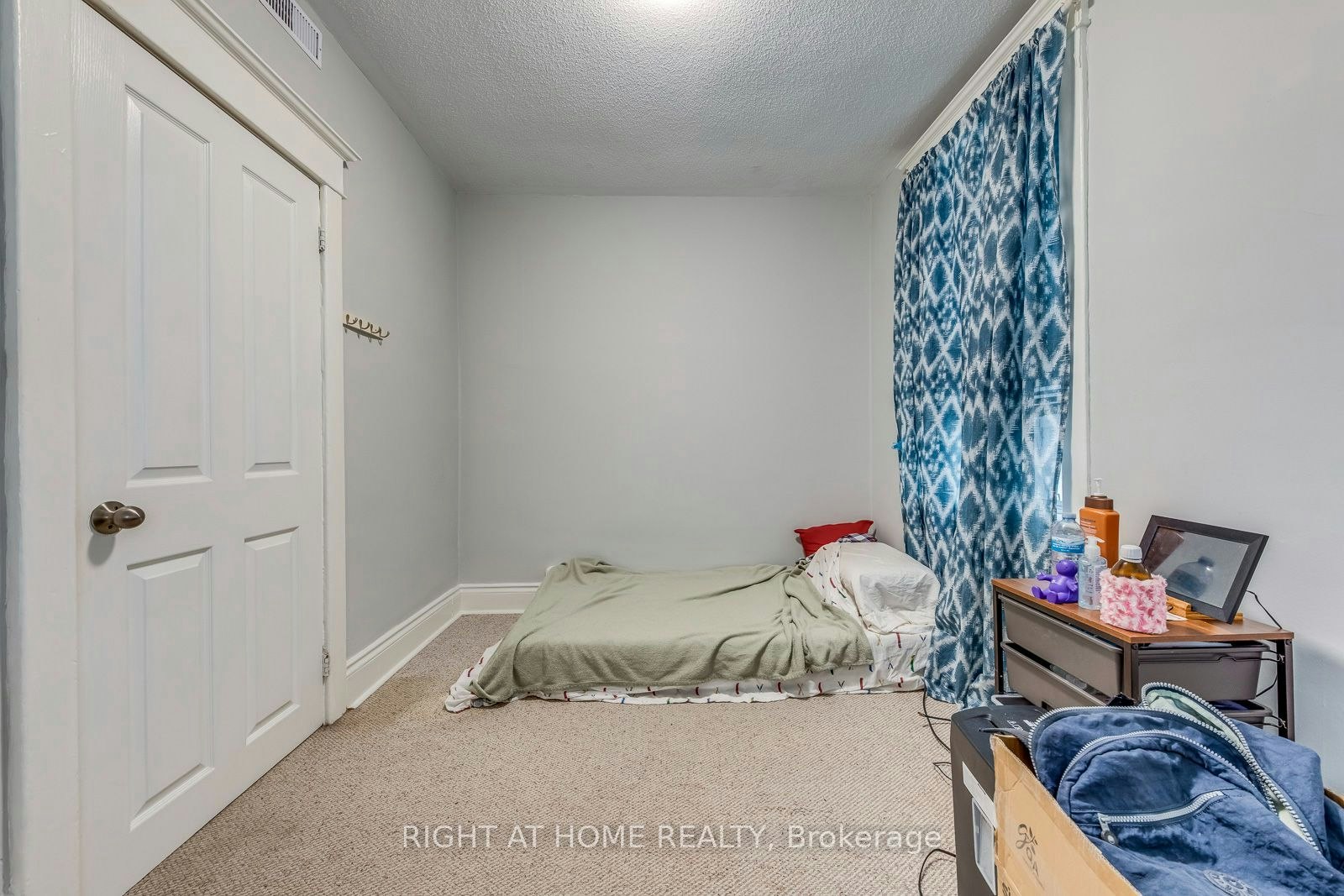 A-3146 Dundas St Street W, Toronto, ON, M6P 2A1 - 14