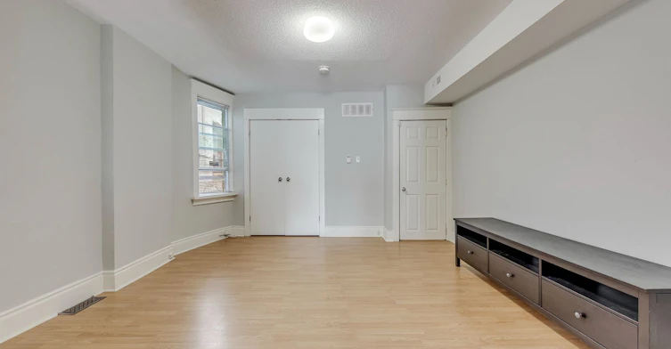 A-3146 Dundas St Street W, Toronto, ON, M6P 2A1 - 8