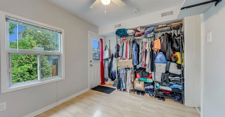 A-3146 Dundas St Street W, Toronto, ON, M6P 2A1 - 24