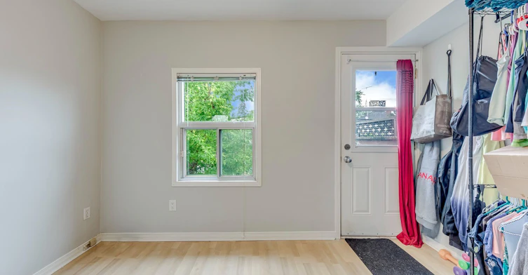 A-3146 Dundas St Street W, Toronto, ON, M6P 2A1 - 23