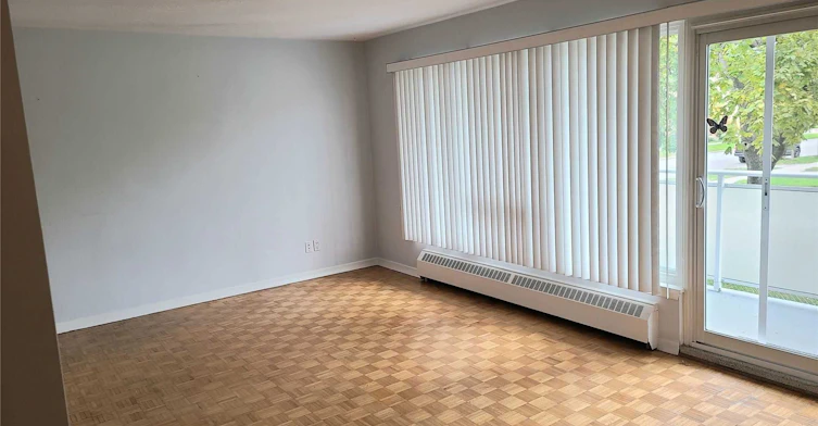 3-54 Rabbit Lane, Toronto, ON, M9B 5S7 - 3