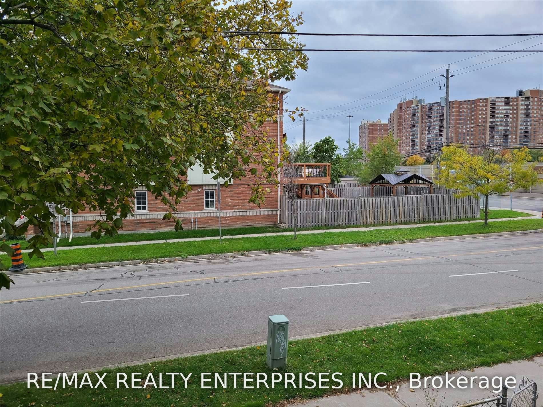 3-54 Rabbit Lane, Toronto, ON, M9B 5S7 - 2