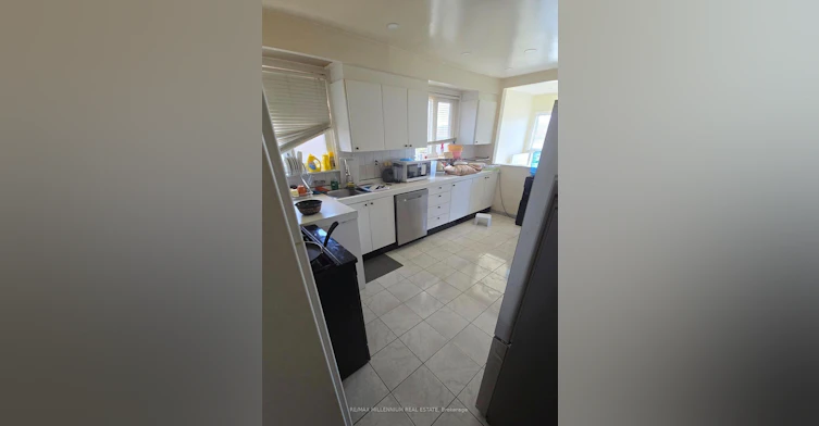130 Ardwick Boulevard, Toronto, ON, M9M 1W2 - 2