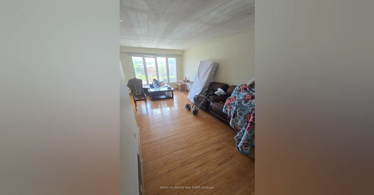130 Ardwick Boulevard, Toronto, ON, M9M 1W2 - 3