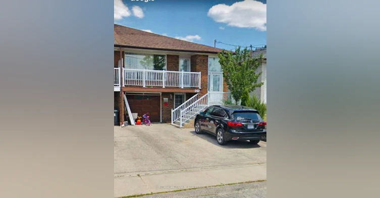 130 Ardwick Boulevard, Toronto, ON, M9M 1W2