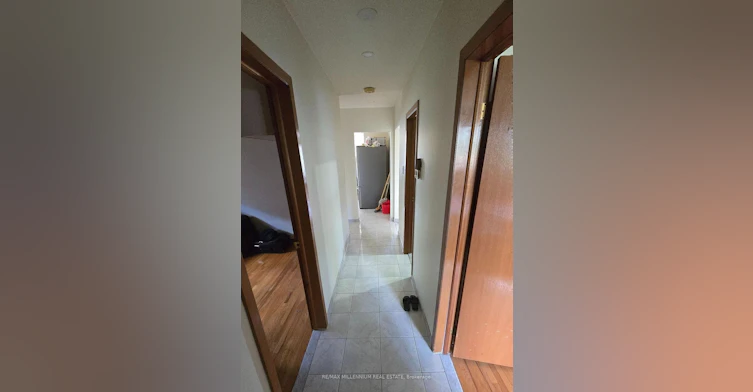 130 Ardwick Boulevard, Toronto, ON, M9M 1W2 - 5