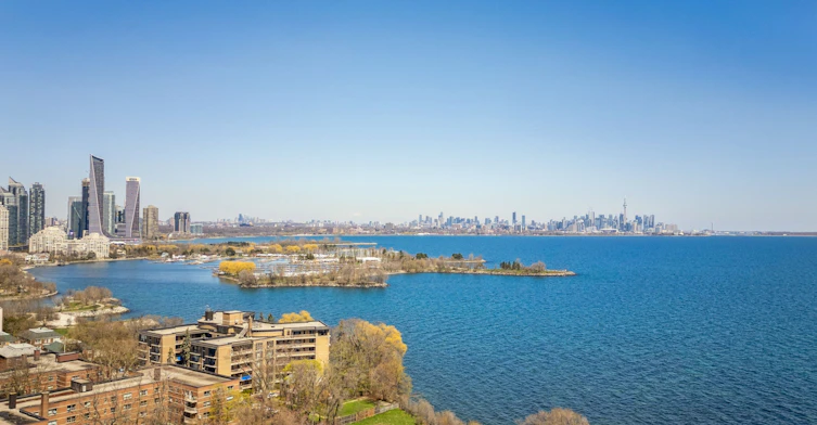 Lower Level-2585 Lake Shore Boulevard W, Toronto, ON, M8V 1G3 - 13