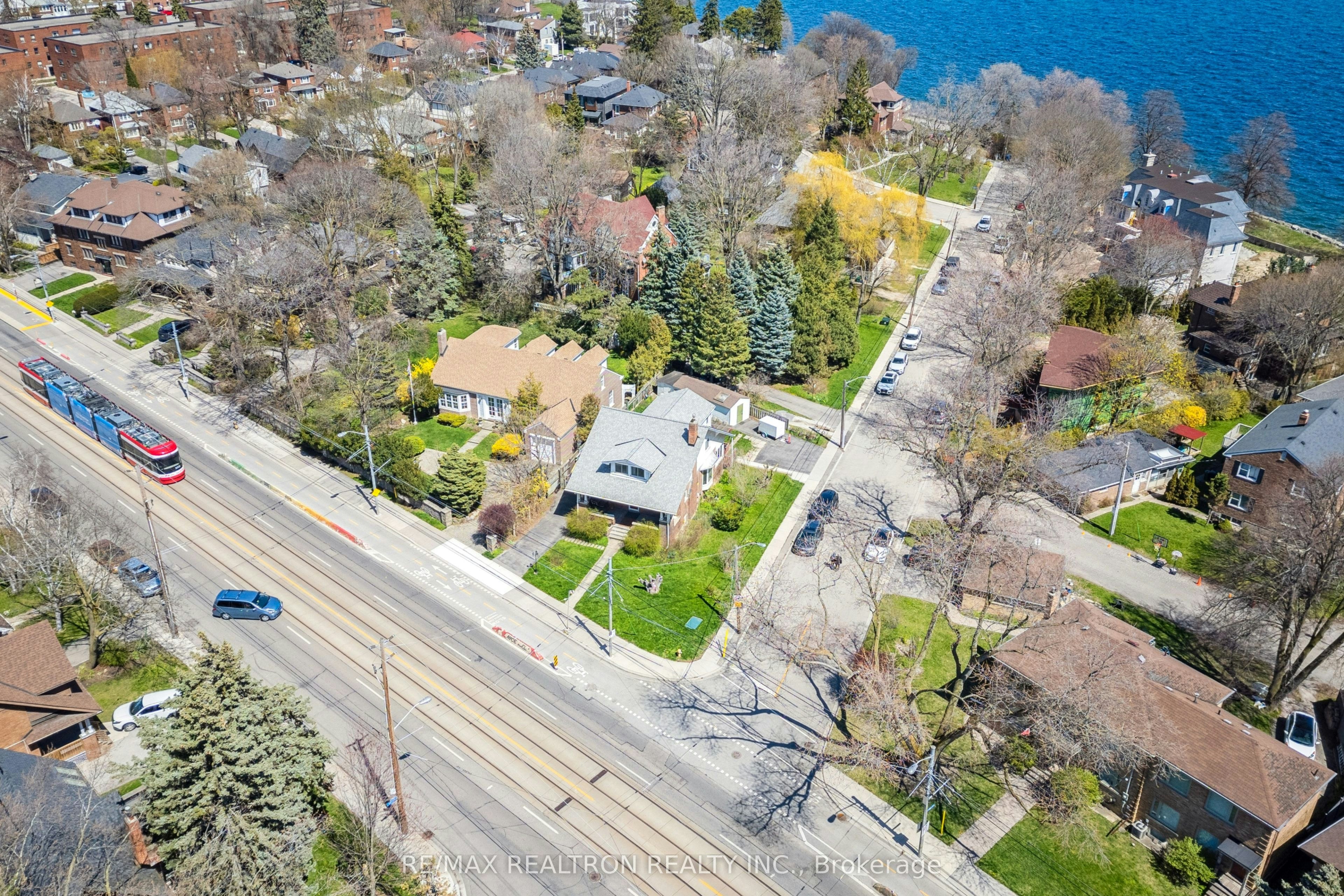 Lower Level-2585 Lake Shore Boulevard W, Toronto, ON, M8V 1G3 - 11