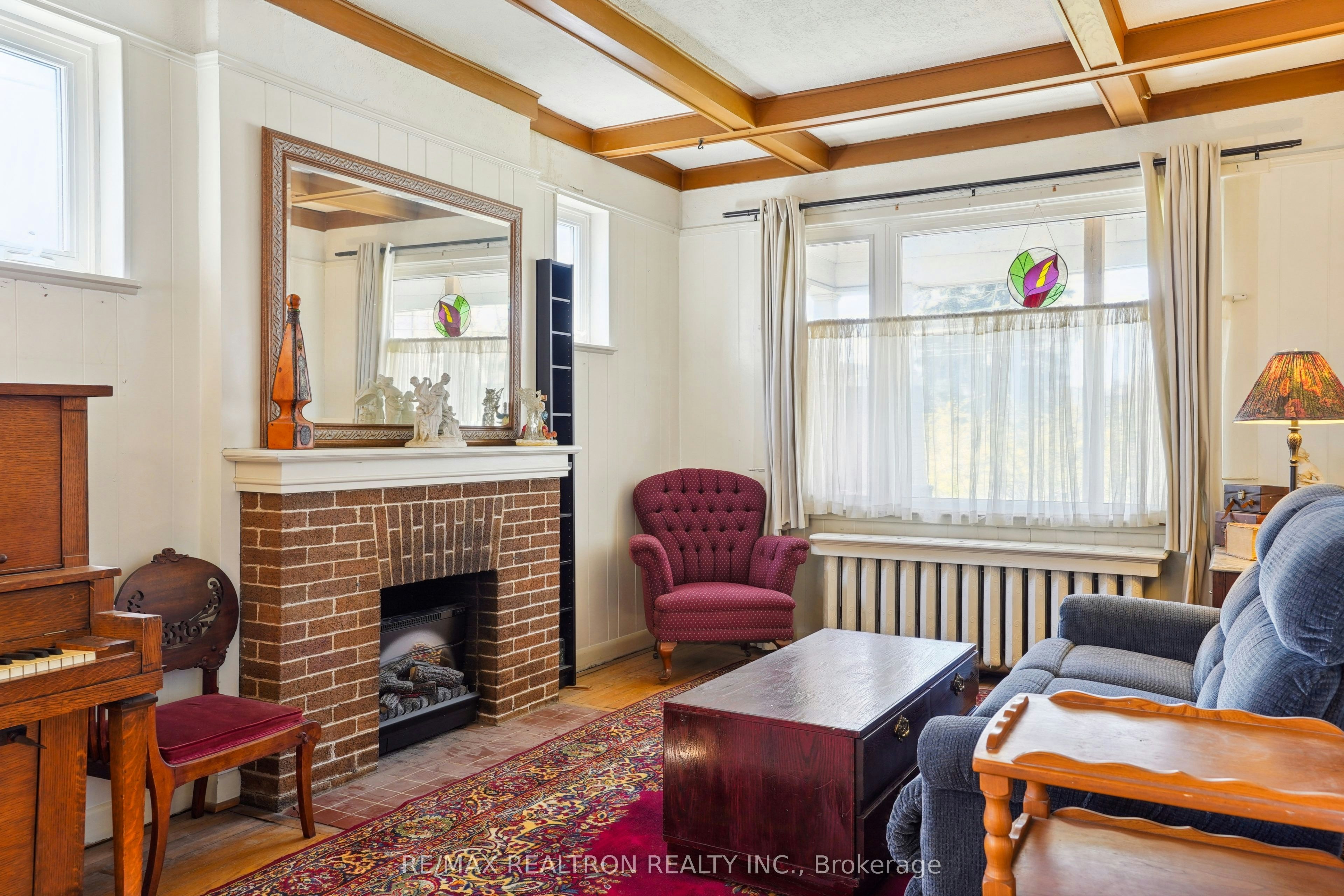Main Level 2 Bedroom-2585 Lake Shore Boulevard W, Toronto, ON, M8V 1G3 - 3