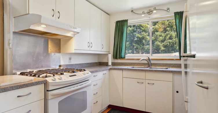 Main Level 2 Bedroom-2585 Lake Shore Boulevard W, Toronto, ON, M8V 1G3 - 16