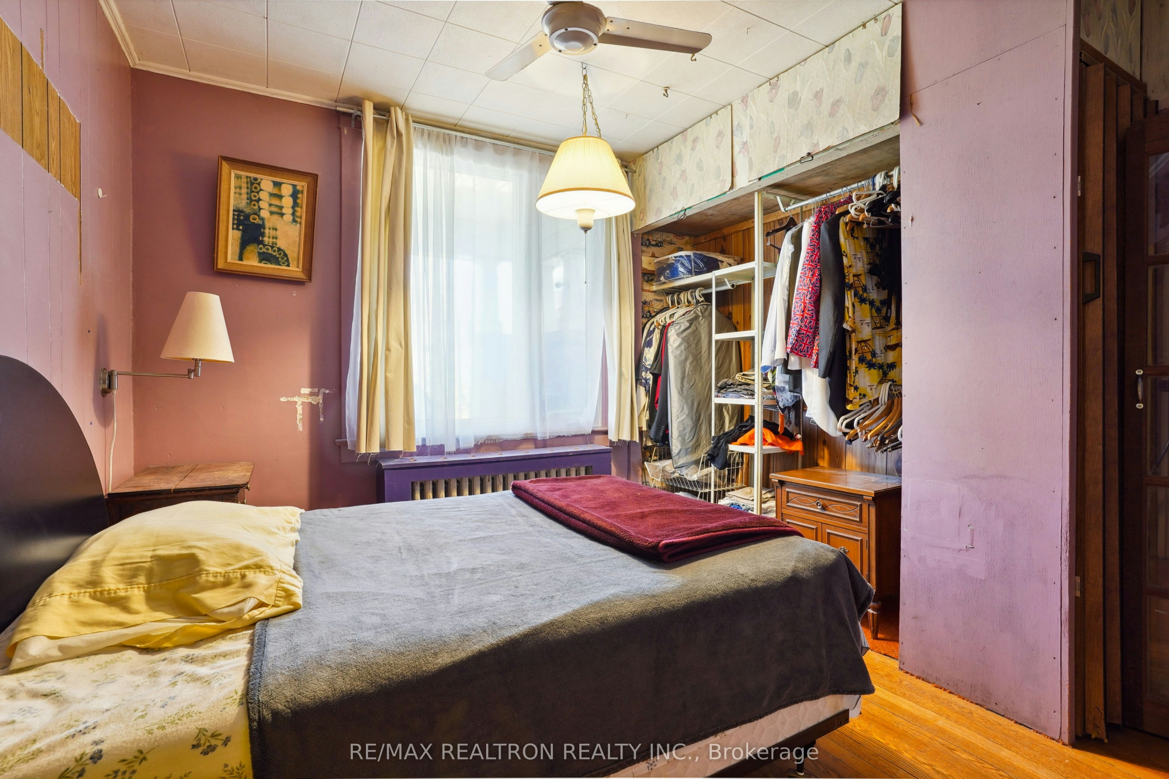 Main Level 2 Bedroom-2585 Lake Shore Boulevard W, Toronto, ON, M8V 1G3 - 7