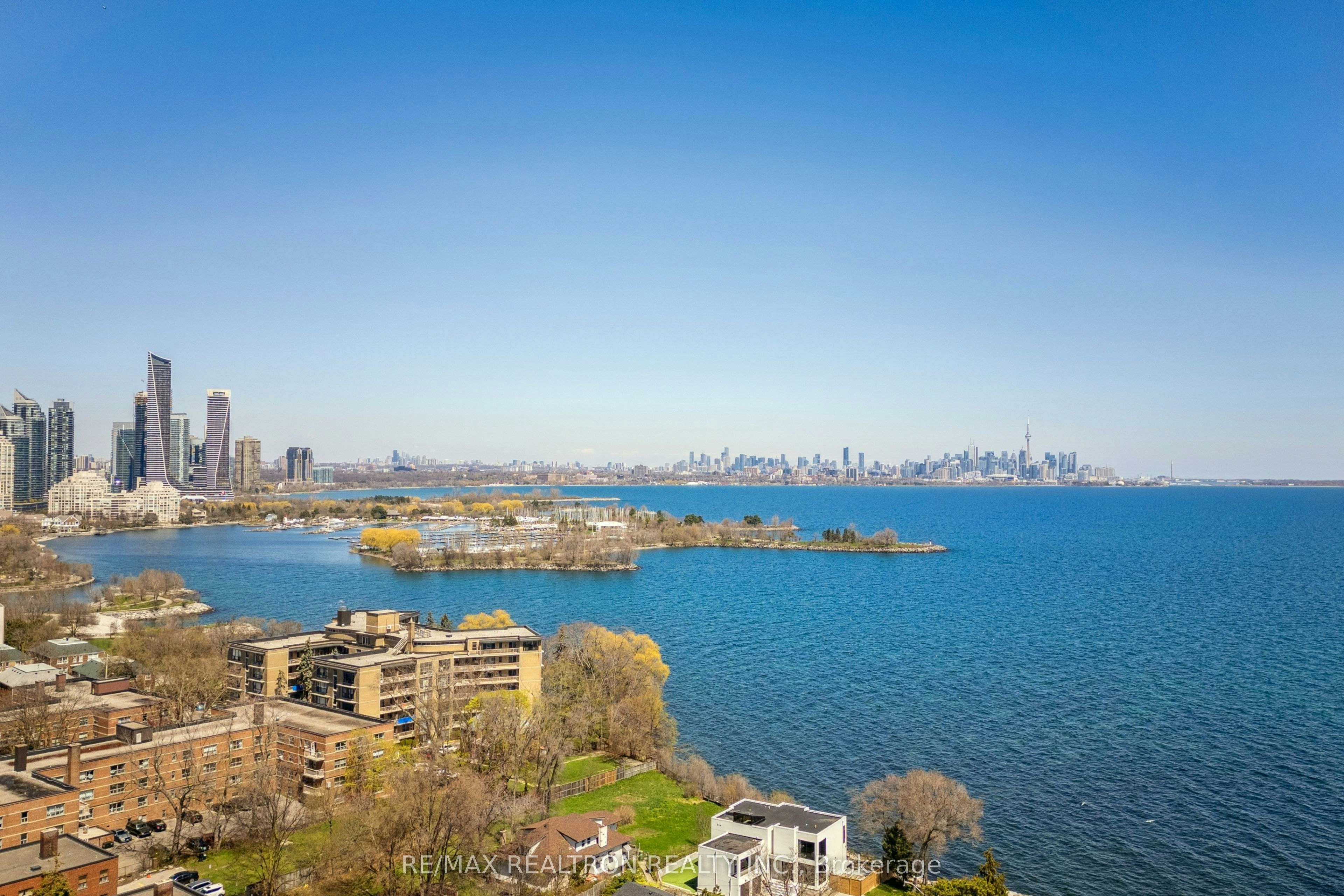 Main Level 2 Bedroom-2585 Lake Shore Boulevard W, Toronto, ON, M8V 1G3 - 30