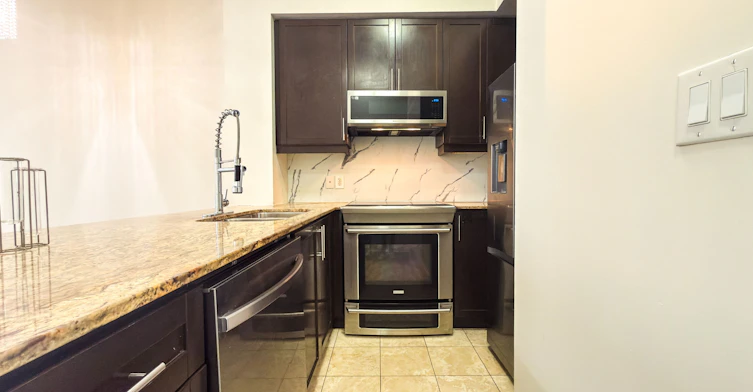 LPH06-80 Absolute Avenue, Mississauga, ON, L4Z 0A5 - 13