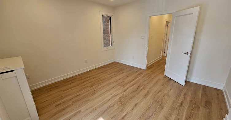2nd Floor-3293 Dundas Street W, Toronto, ON, M6P 2A5 - 6