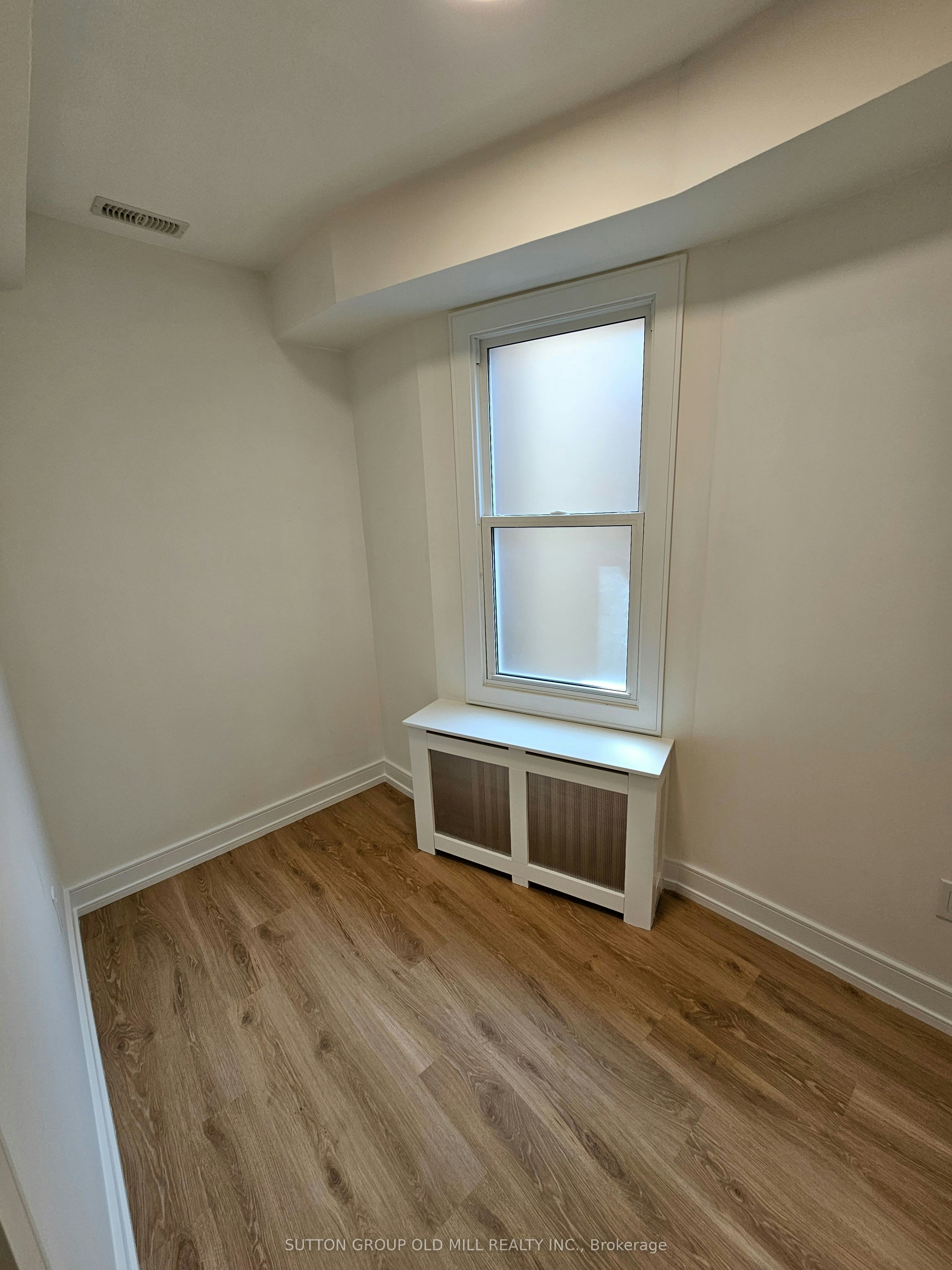 2nd Floor-3293 Dundas Street W, Toronto, ON, M6P 2A5 - 7